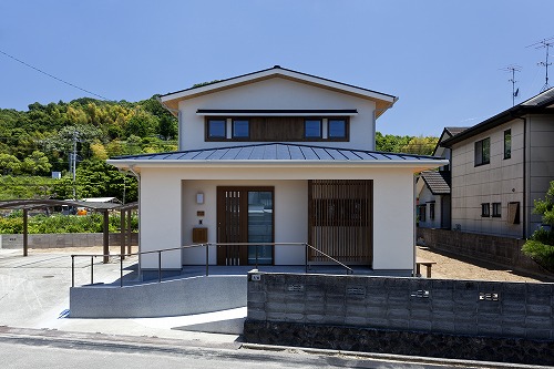 堀江町　広々土間スペースがあるお家